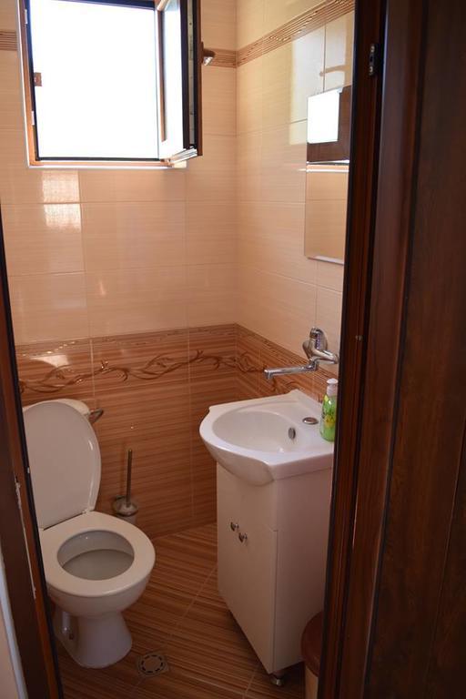 Guest Rooms Profirov Zlatograd Exterior foto